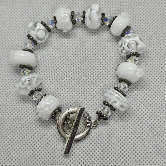 White Lampwork Trollbead Bracelet - Picture 6 of 9
